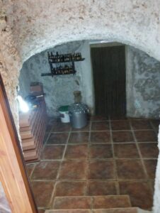 bajo rustico de piedra inmobicasasbullas