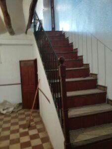 escaleras estilo medio rustico inmobicasasbullas