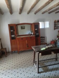 sitio con muebles de madera inmobicasasbullas