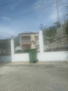 valla de la casa inmobicasasbullas