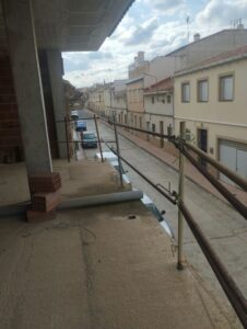 parte de arribaa inmobicasasbullas