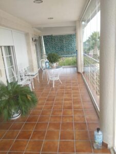 porche inmobicasasbullas